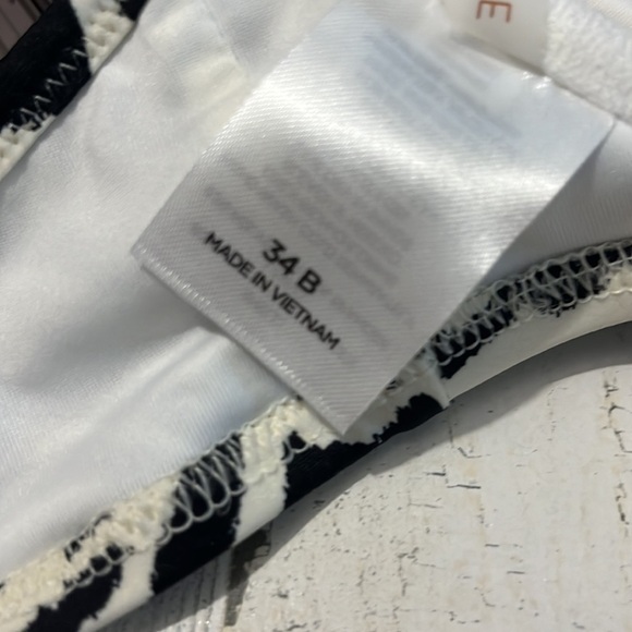 Shade & Shore Bikini Top Side 34 B.    NWT - Picture 9 of 9